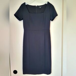 Ann Taylor black dress square scoop neck short sleeve size 4 l
